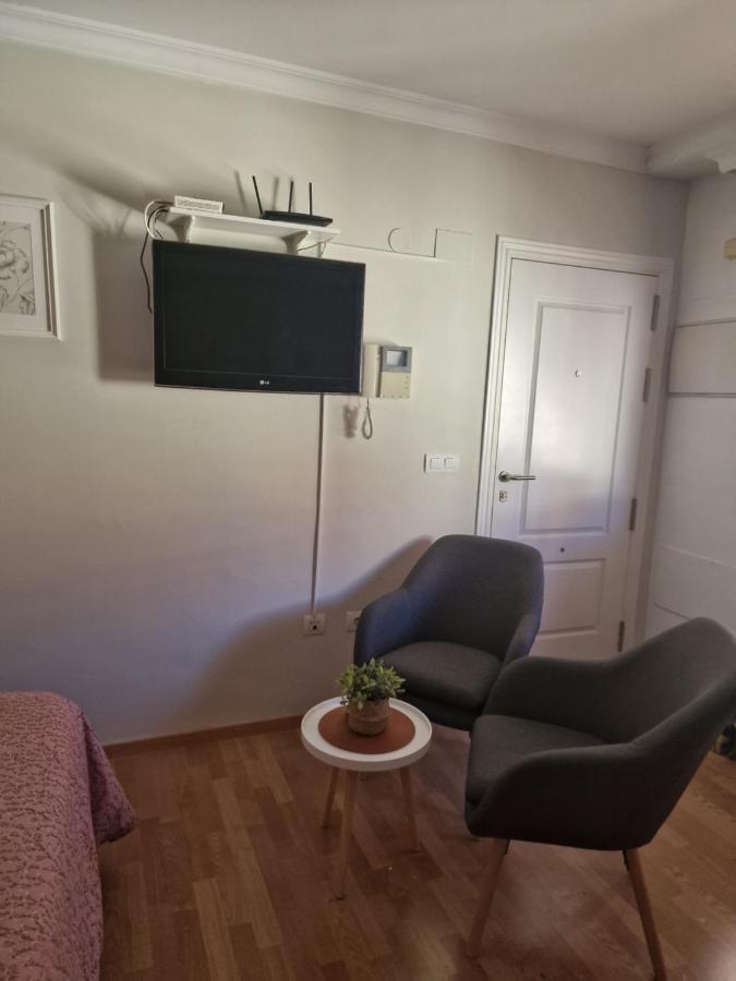 Picasso Apartament *